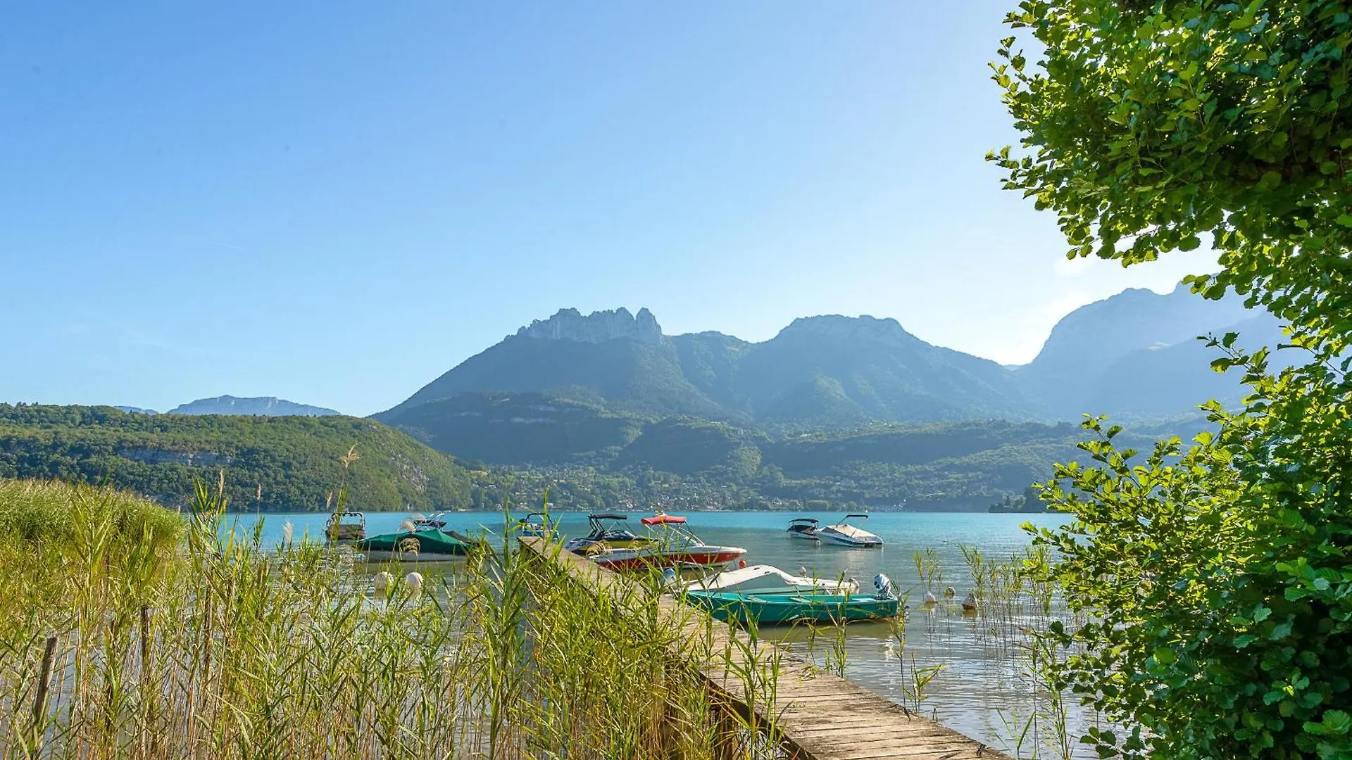 Apartment Cote Lac Et Jardins Acces Direct Au Lac Annecy By Lla Selections Duingt