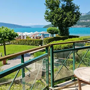  Appartement Les Pieds Dans L Eau