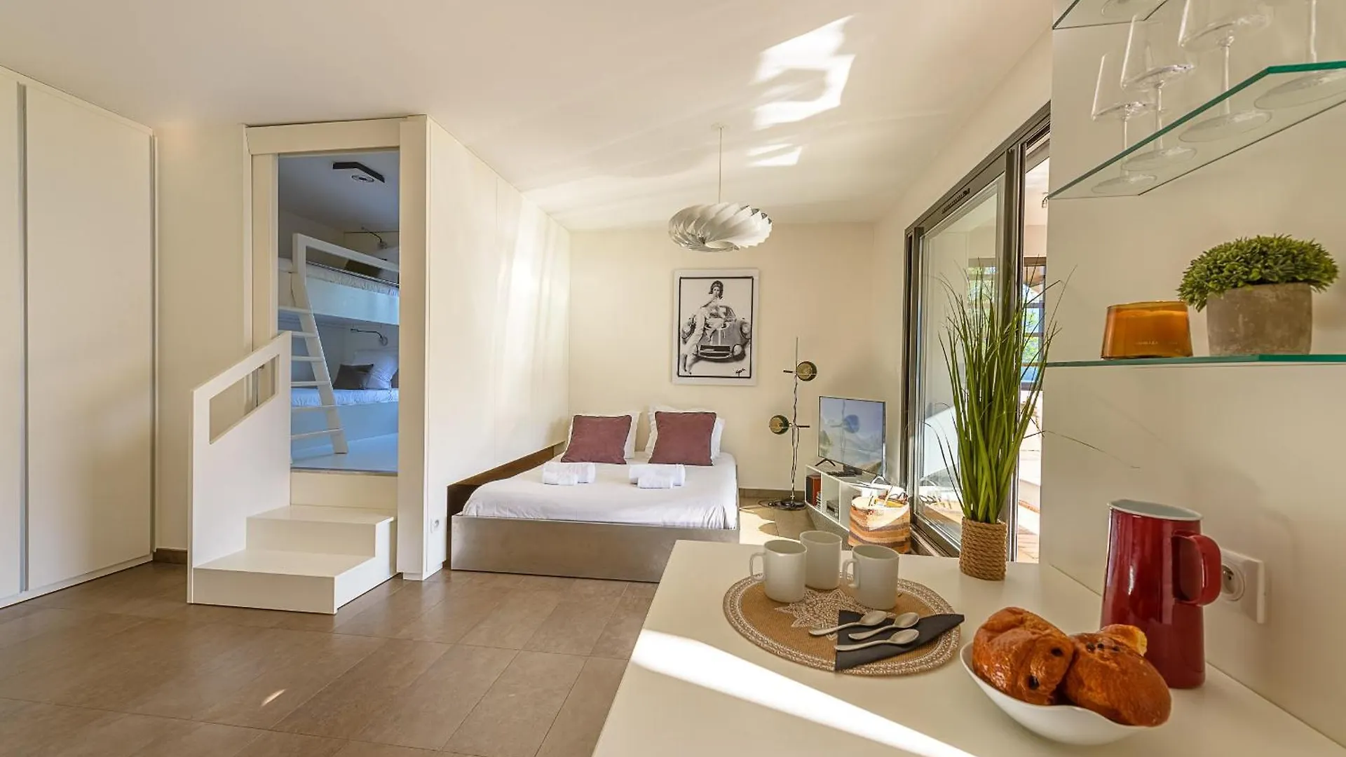 Cote Lac Et Jardins Acces Direct Au Lac Annecy By Lla Selections Duingt 0*,  Francja